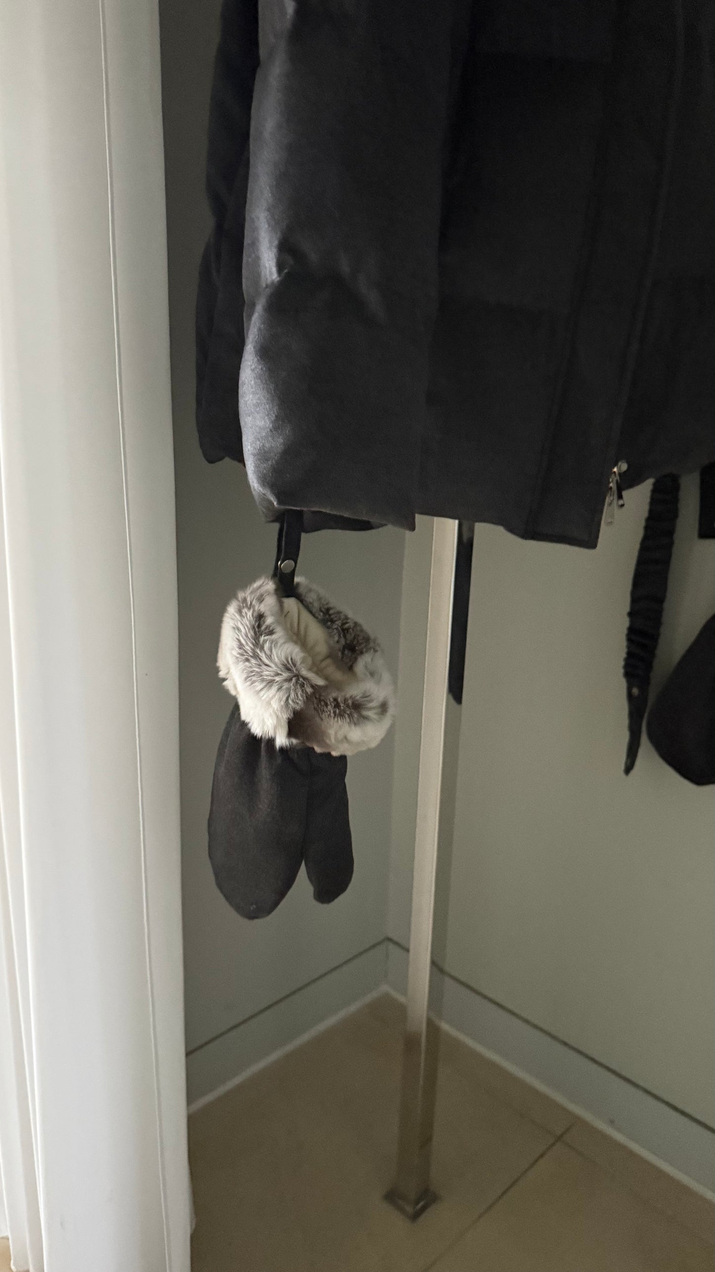 Rabbit fur jacket with gloves